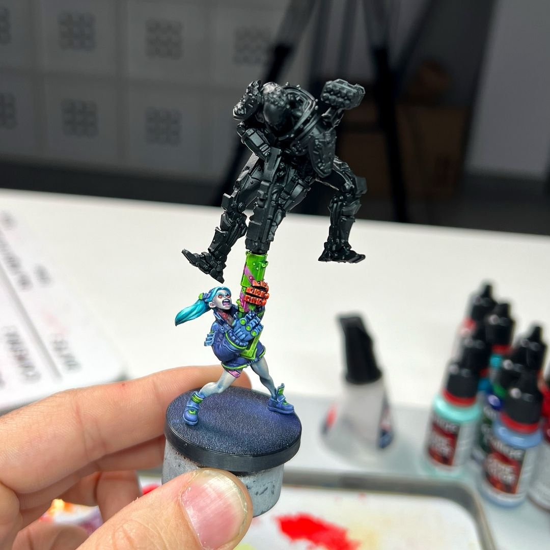 Angel Giraldez Teaches Miniature Painting: Projects Review