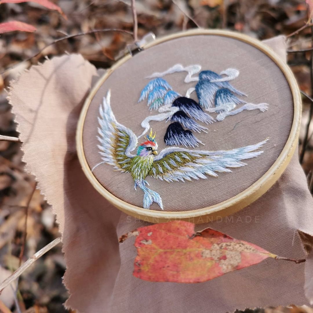 Stumpwork Embroidery Techniques: Create Stunning 3D Ornaments